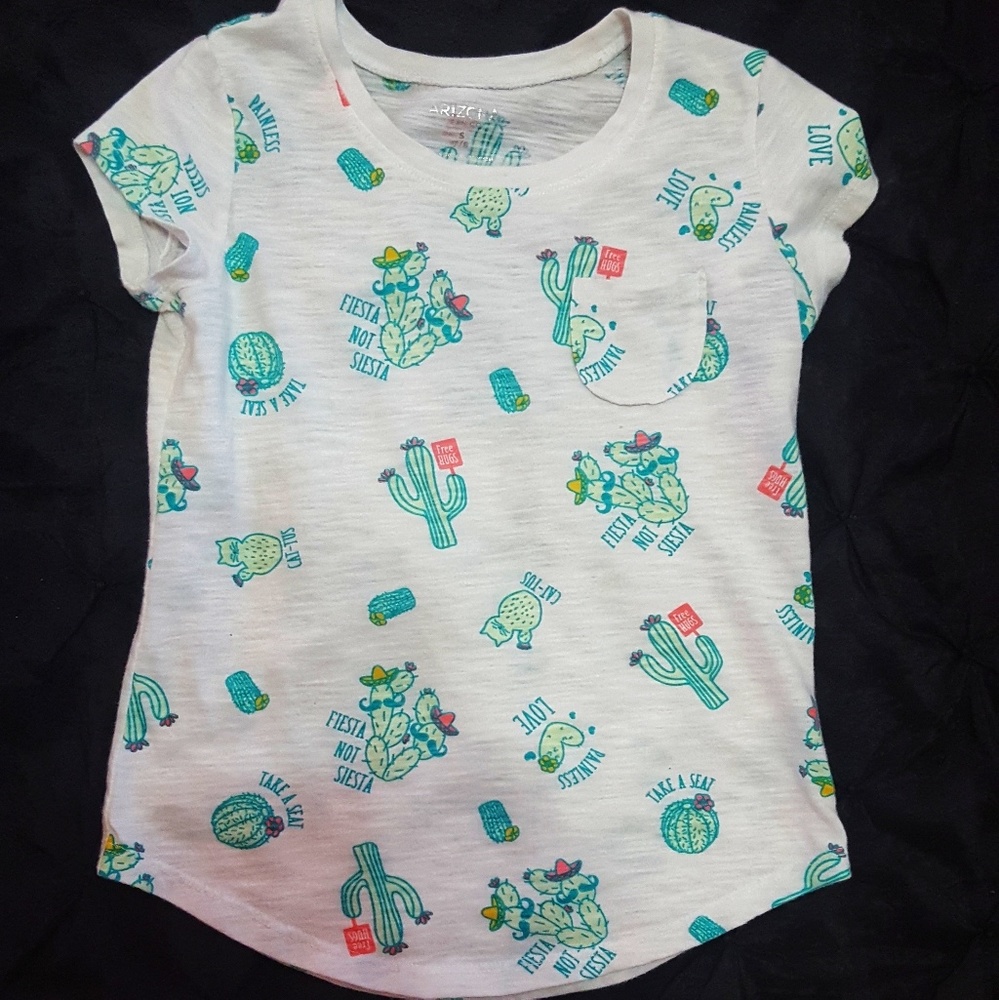 Arizona Girls Size 7 Graphic T-shirt